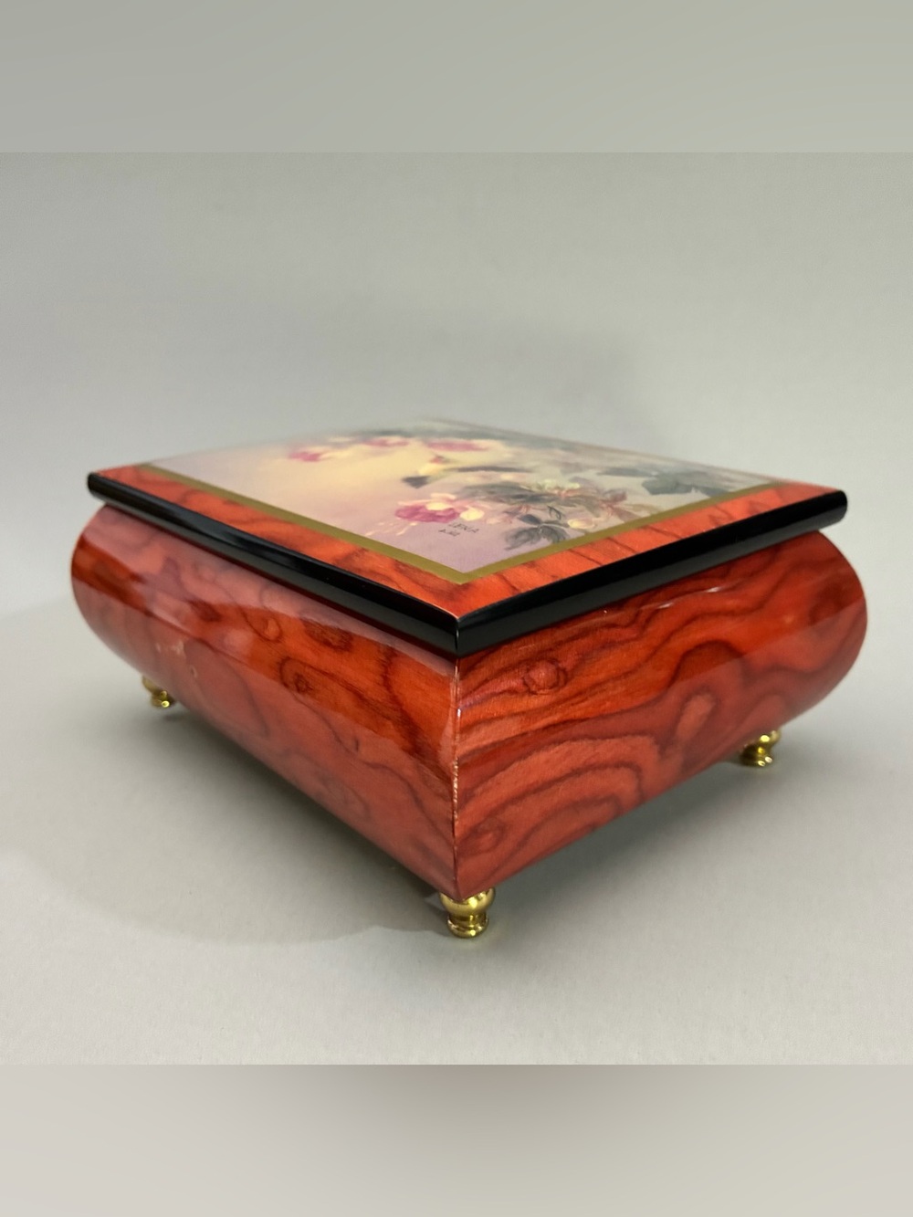 Ercolano H&G Studios Jewelry Music Box #2265 “Hummingbird with Fuchsia” Lena Liu